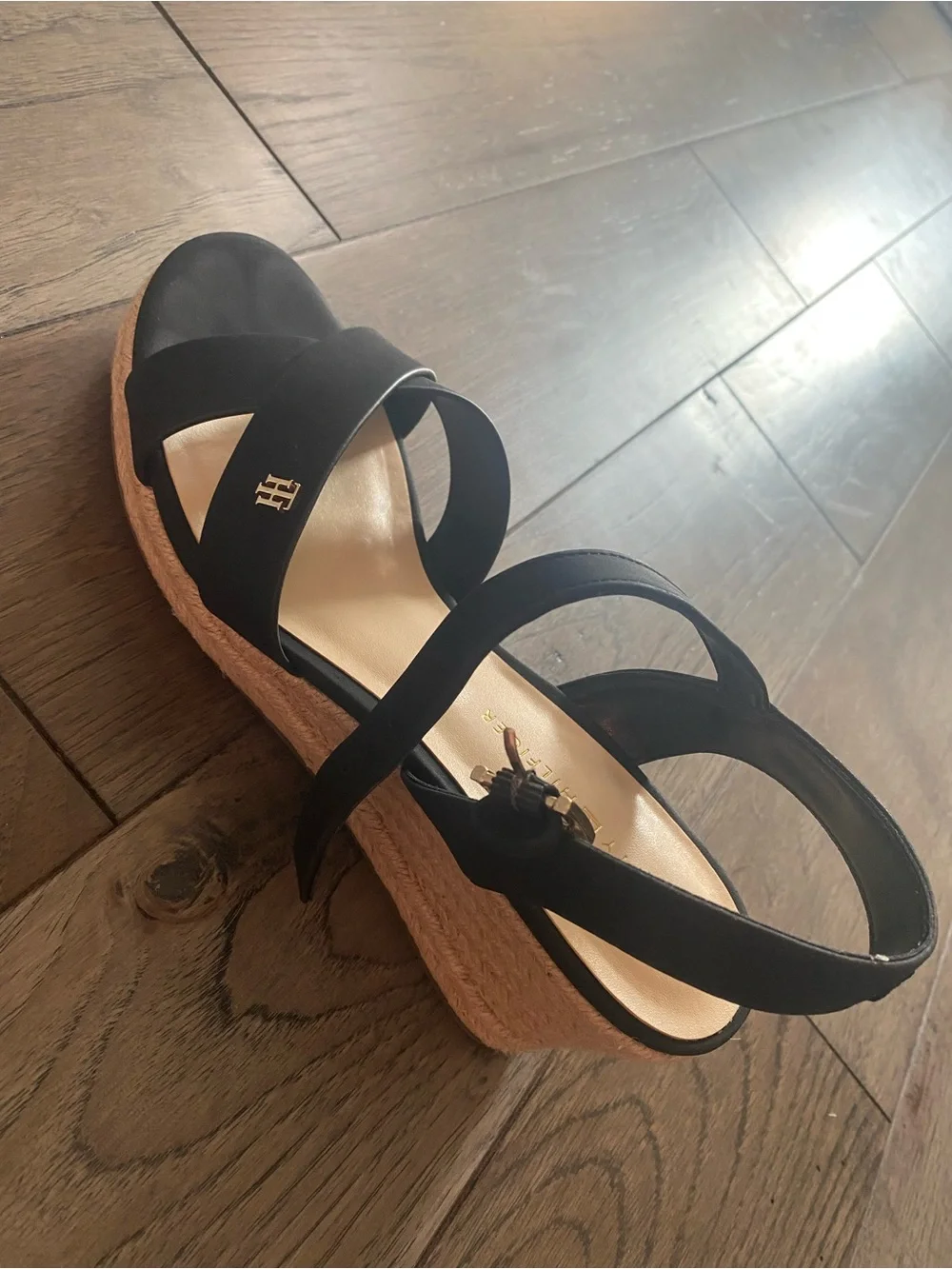 NEW Tommy Hilfiger Black Espadrille Wedge Sandals Size 9 Women’s